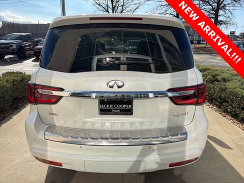 Certified 2024 INFINITI QX80 Luxe w/ Cargo Package image 3