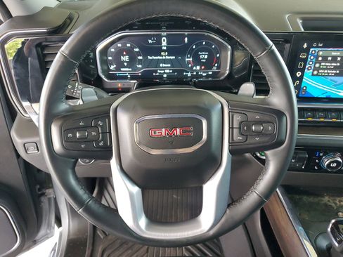Used 2023 GMC Sierra 1500 SLT w/ SLT Premium Plus Package AWD/4WD image 21