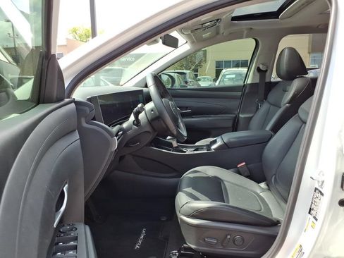 Used 2025 Hyundai Tucson SEL FWD image 15