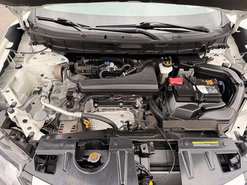 Used 2020 Nissan Rogue SV AWD/4WD image 25