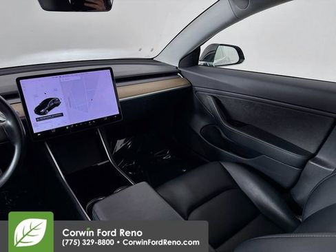 Used 2019 Tesla Model 3 Long Range image 23