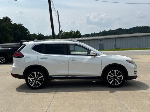 Used 2019 Nissan Rogue SL AWD/4WD image 17
