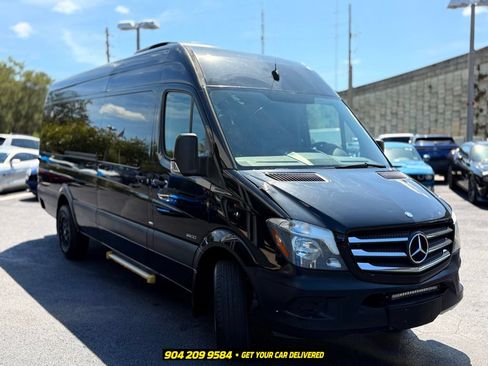 Used 2015 Mercedes-Benz Sprinter 3500 image 12