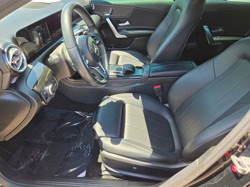Used 2019 Mercedes-Benz A 220 image 13
