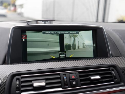 Used 2014 BMW M6 Convertible image 24