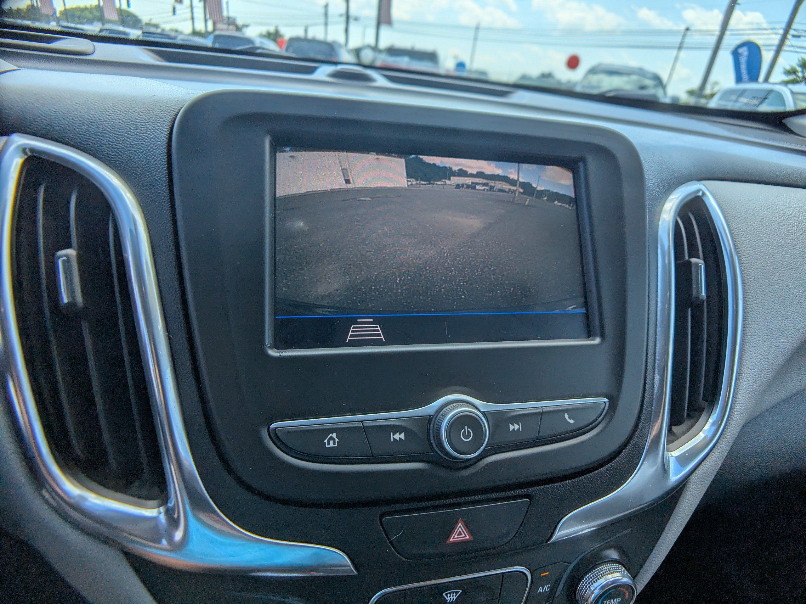 Certified 2021 Chevrolet Equinox LS FWD image 20