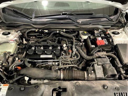 Used 2019 Honda Civic Touring image 29