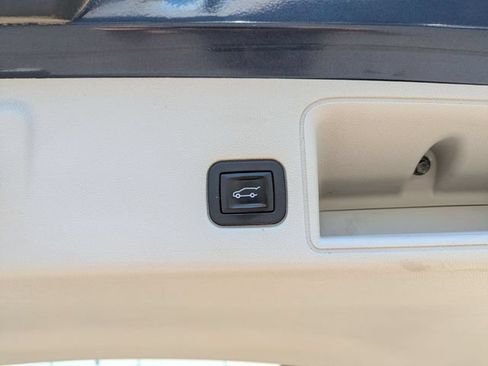 Used 2018 GMC Terrain Denali w/ Advanced Safety Package AWD/4WD image 23