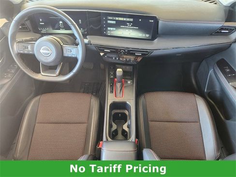 Certified 2025 Nissan Kicks SR image 24