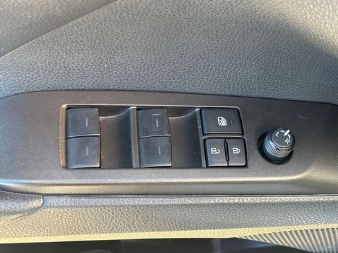 Used 2023 Toyota Camry LE image 6