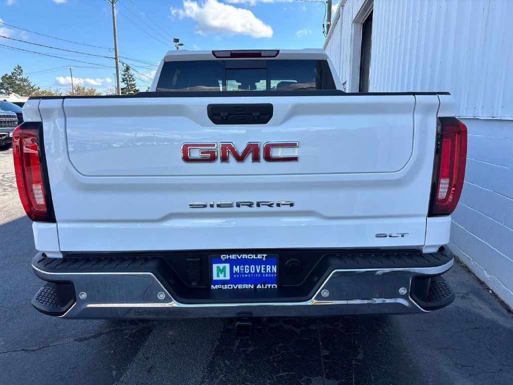 Used 2025 GMC Sierra 1500 SLT w/ SLT Premium Plus Package AWD/4WD image 4