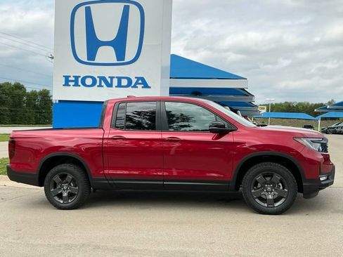 New 2026 Honda Ridgeline TrailSport image 2