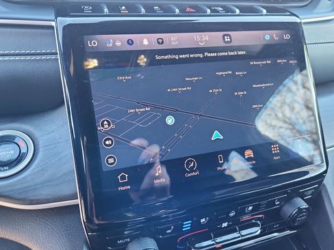 Certified 2024 Jeep Grand Cherokee L Limited w/ Luxury Tech Group II image 23