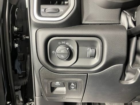 Used 2026 RAM 1500 Big Horn w/ Night Edition AWD/4WD image 18