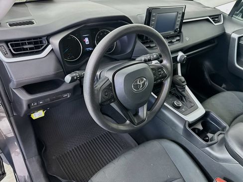 Used 2021 Toyota RAV4 XLE w/ Convenience Package AWD/4WD image 28