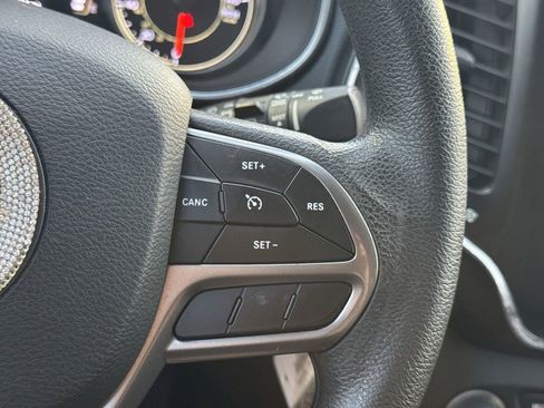 Used 2021 Jeep Cherokee Latitude image 20