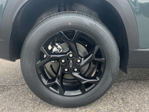 Used 2026 Chevrolet Trax LT w/ Driver Confidence Package FWD image 35