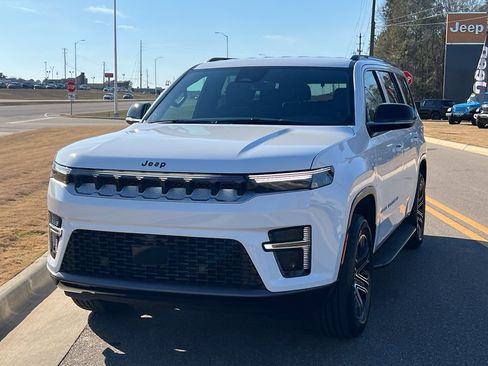 New 2026 Jeep Grand Wagoneer 4WD image 6