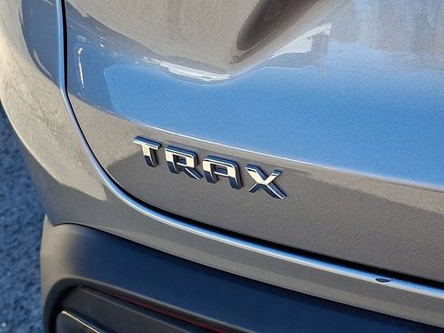 Used 2024 Chevrolet Trax ACTIV w/ Sunroof Package image 30