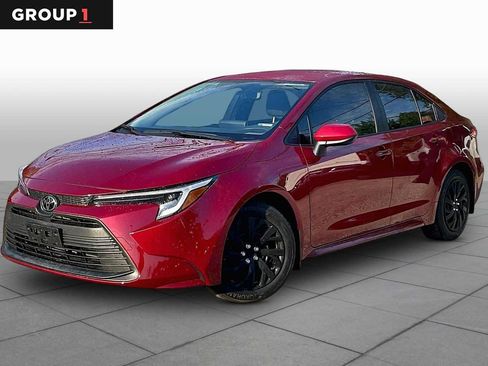 Used 2026 Toyota Corolla LE FWD image 1