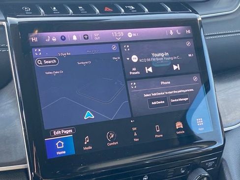 Used 2023 Jeep Grand Cherokee Limited image 10