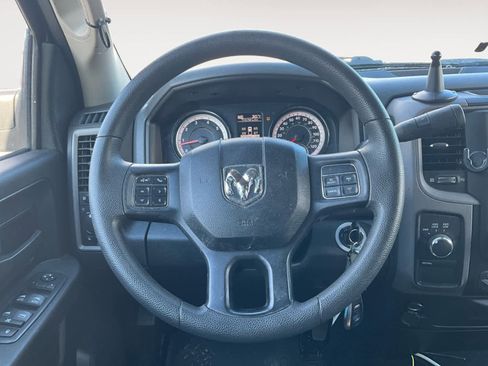 Used 2018 RAM 2500 Tradesman w/ Chrome Appearance Group image 12