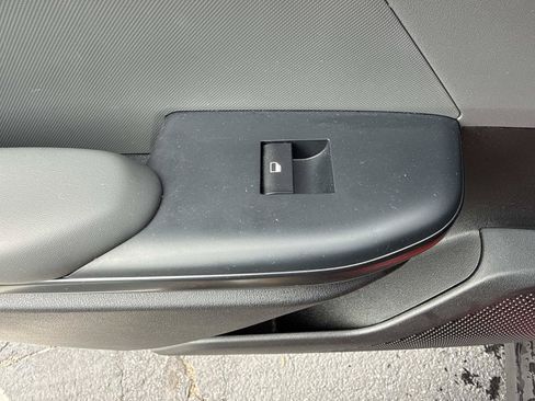 Used 2025 Kia K4 FWD image 12