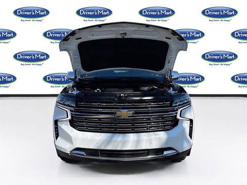 Used 2023 Chevrolet Suburban Premier image 37
