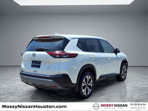 Certified 2023 Nissan Rogue SV FWD image 7