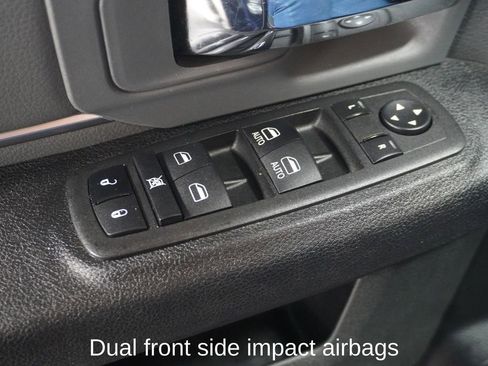 Used 2023 RAM 1500 Classic SLT image 23