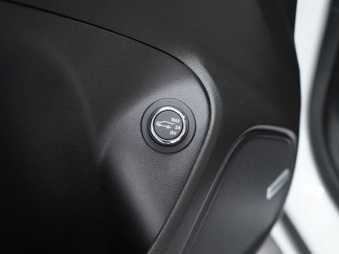 Used 2024 Buick Encore GX Avenir w/ Avenir Convenience Package AWD/4WD image 12