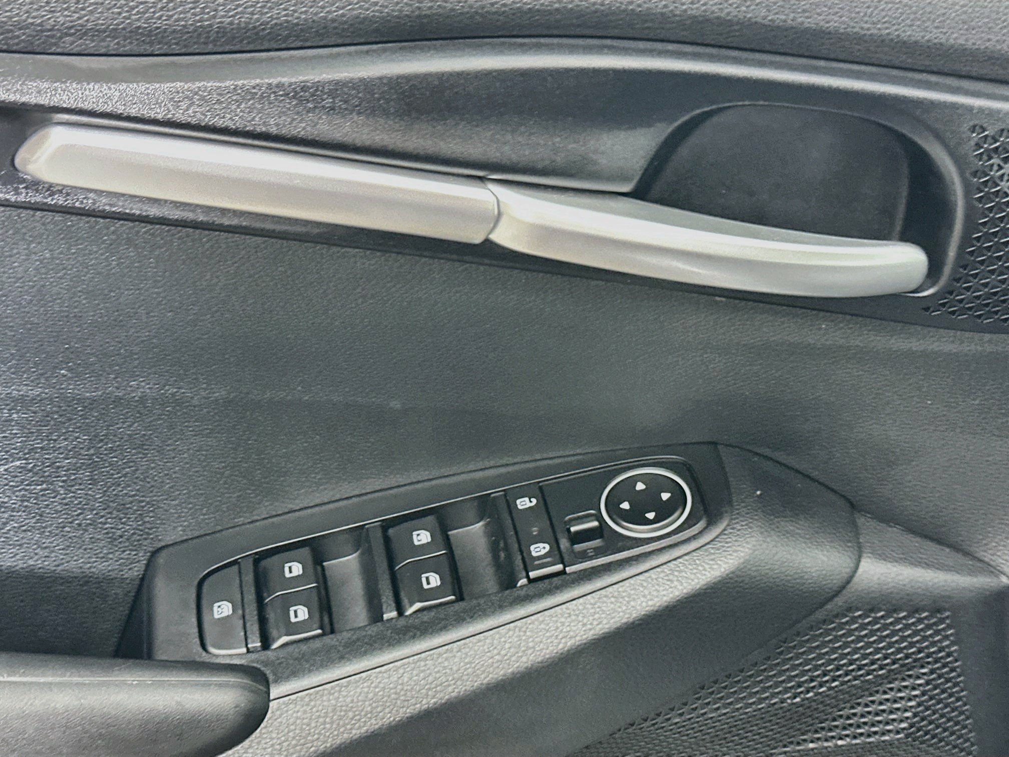 Used 2023 Kia Seltos LX AWD/4WD image 15