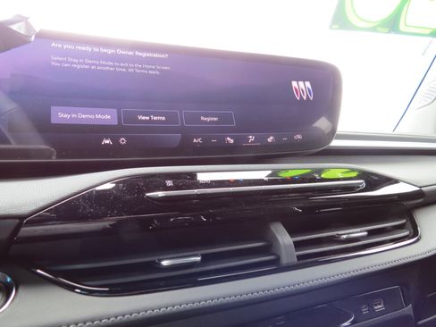 New 2026 Buick Enclave Preferred w/ LPO, Floor Liner Package image 21