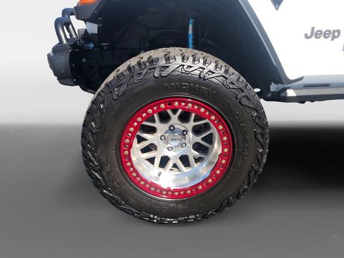Used 2023 Jeep Wrangler Unlimited Rubicon 392 AWD/4WD image 15
