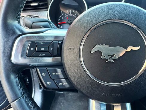 Used 2019 Ford Mustang GT RWD image 21