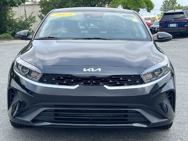Used 2023 Kia Forte LXS w/ LXS Technology Package FWD image 16