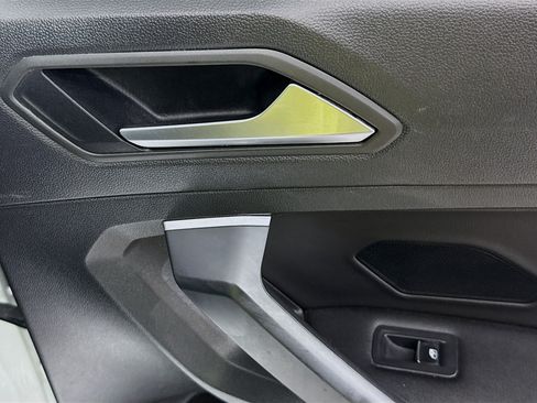 Used 2020 Volkswagen Tiguan SE w/ Panoramic Sunroof Package FWD image 30
