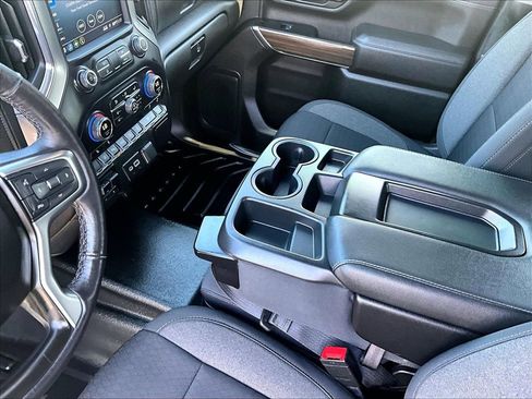 Used 2022 Chevrolet Silverado 2500 LT w/ Convenience Package image 20