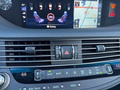 Used 2019 Lexus LS 500 AWD w/ Interior Upgrade Package image 21