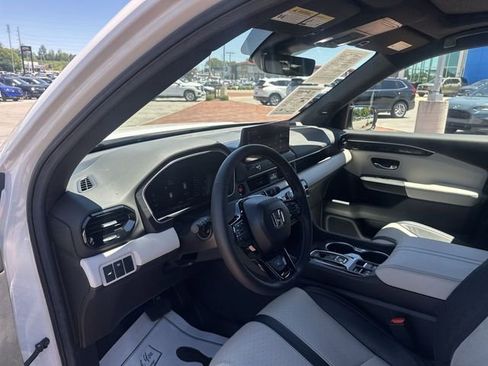 Certified 2026 Honda Passport TrailSport Elite image 14