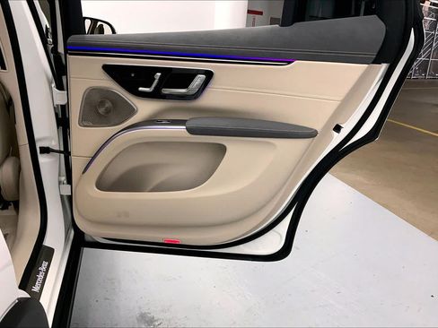 Certified 2023 Mercedes-Benz EQS 450+ SUV image 13