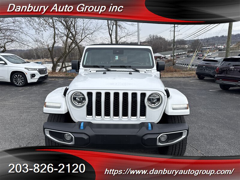 Used 2022 Jeep Wrangler Unlimited Sahara w/ Cold Weather Group AWD/4WD image 1