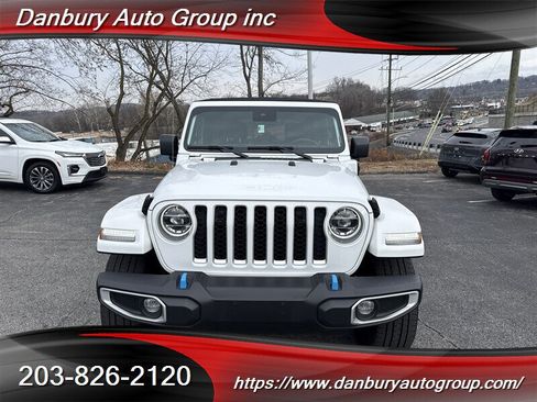 Used 2022 Jeep Wrangler Unlimited Sahara w/ Cold Weather Group AWD/4WD image 1
