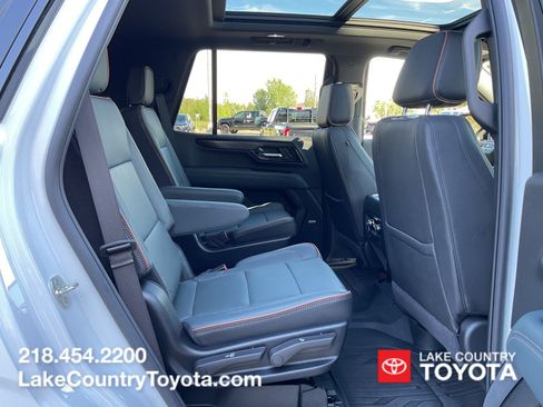 Used 2026 GMC Yukon AT4 w/ LPO, Floor Liner Package AWD/4WD image 15