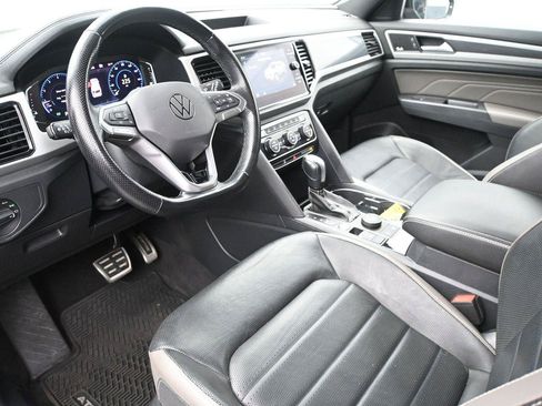 Used 2021 Volkswagen Atlas Cross Sport SEL Premium R-Line AWD/4WD image 2