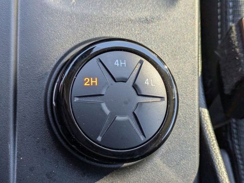 New 2025 Ford Ranger XLT w/ Chrome Accent Package image 23