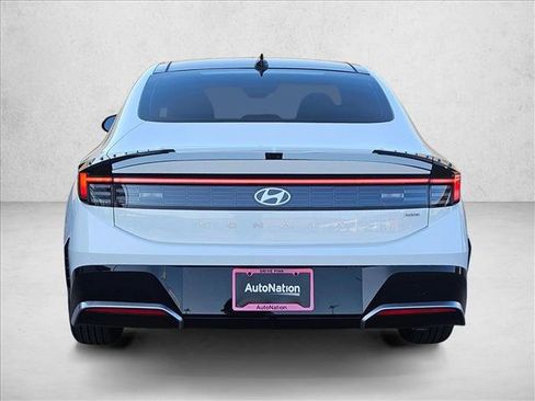 New 2026 Hyundai Sonata SEL FWD image 8
