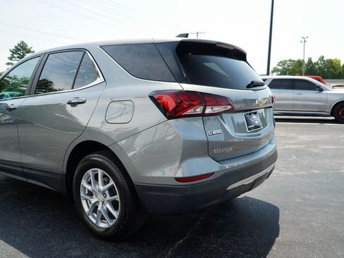 Used 2024 Chevrolet Equinox LT AWD/4WD image 21