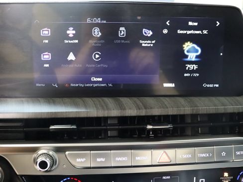 Used 2024 Kia Telluride EX w/ EX Captain's Chair Package FWD image 43
