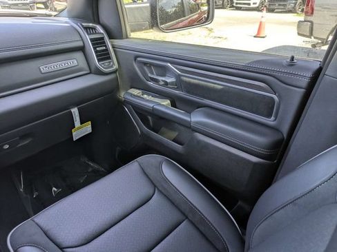 New 2026 RAM 1500 Laramie w/ Laramie Preferred Package AWD/4WD image 17